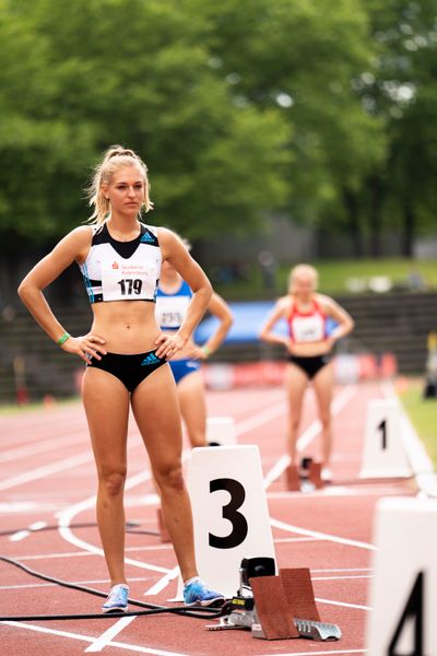 Luna Thiel (VfL Eintracht Hannover) ueber 400m am 04.06.2022 waehrend der Sparkassen Gala in Regensburg